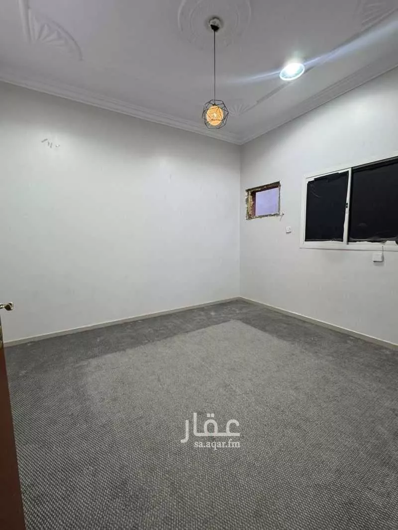 شقة 3 غرف في الرمال 10