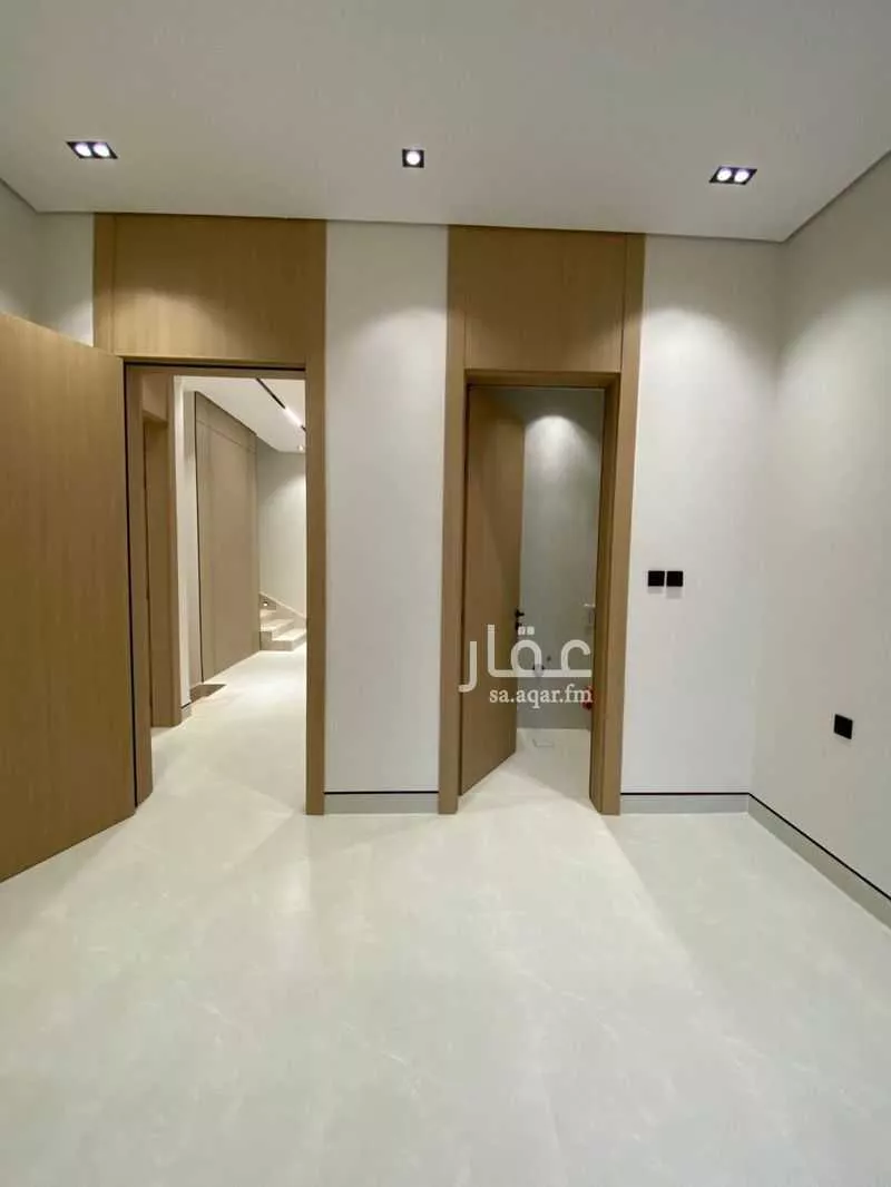 فيلا 6 غرف في الرمال 2