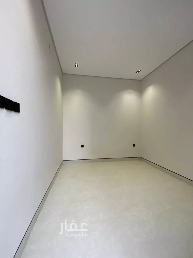 فيلا 6 غرف في الرمال 12