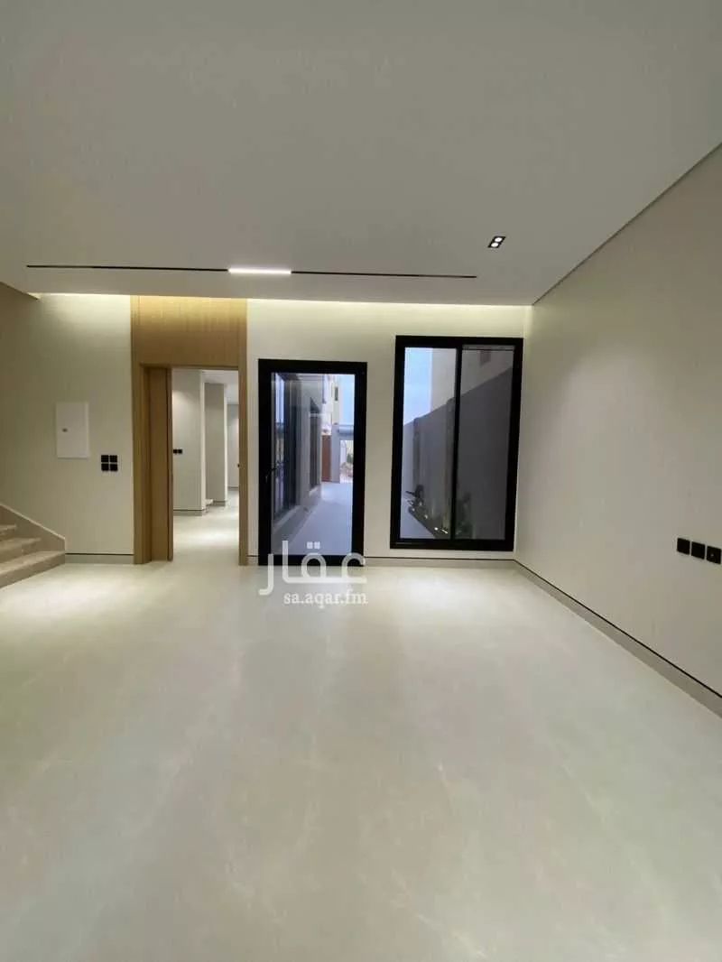 فيلا 6 غرف في الرمال 10