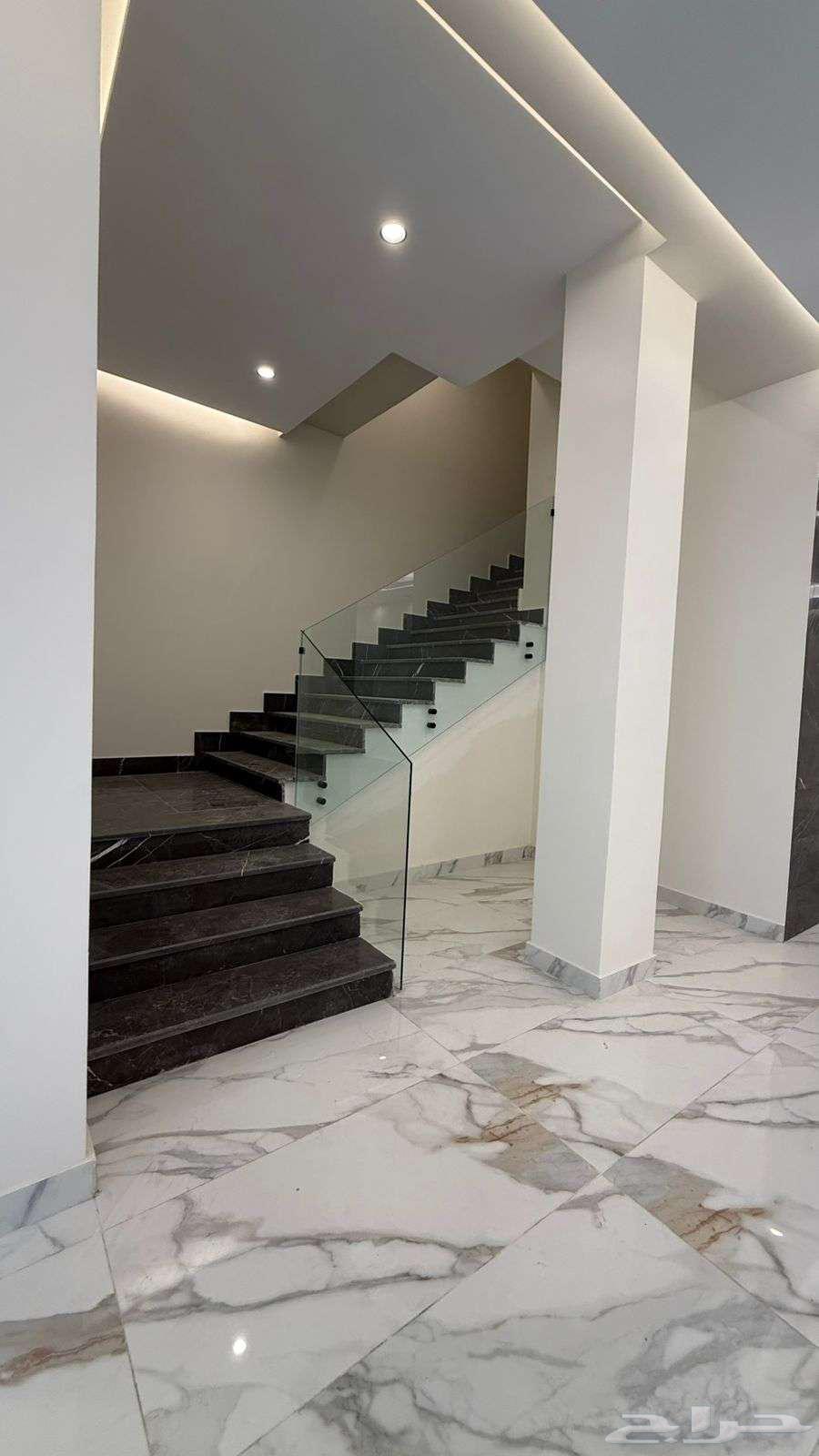 فيلا 6 غرف في الزهراء 11