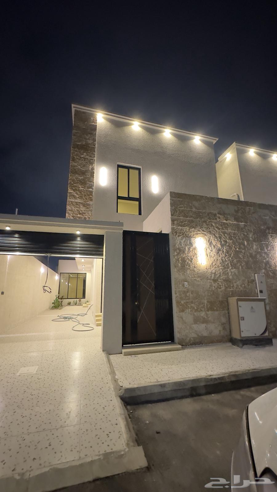 8 bedroom villa in Dahiat King Fahd 2