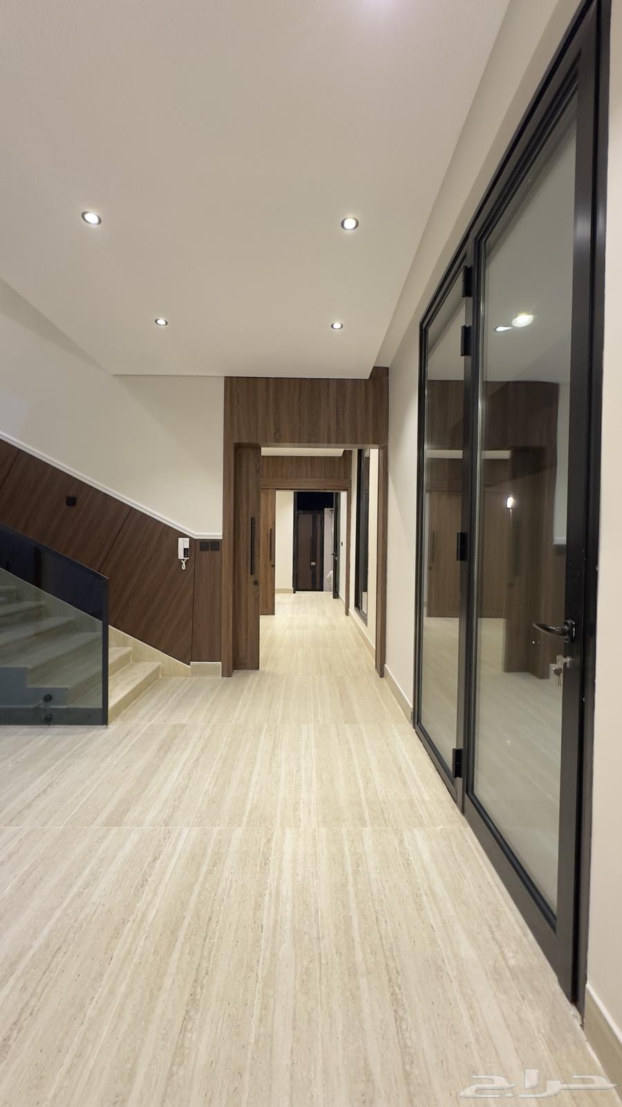 8 bedroom villa in Dahiat King Fahd 12