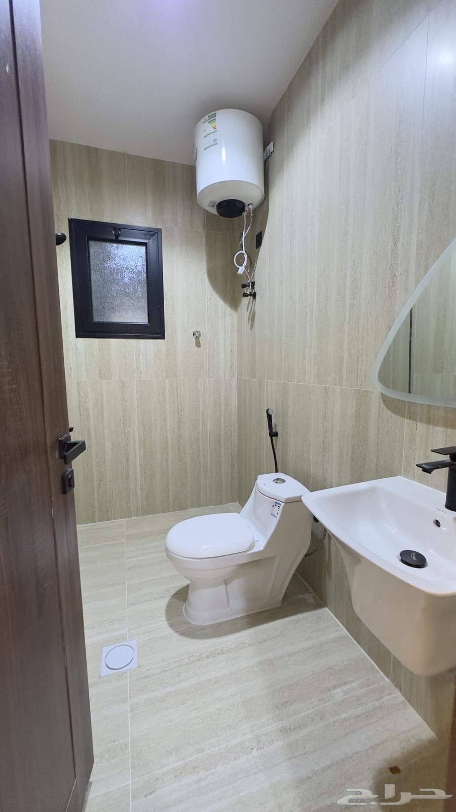 8 bedroom villa in Dahiat King Fahd 15