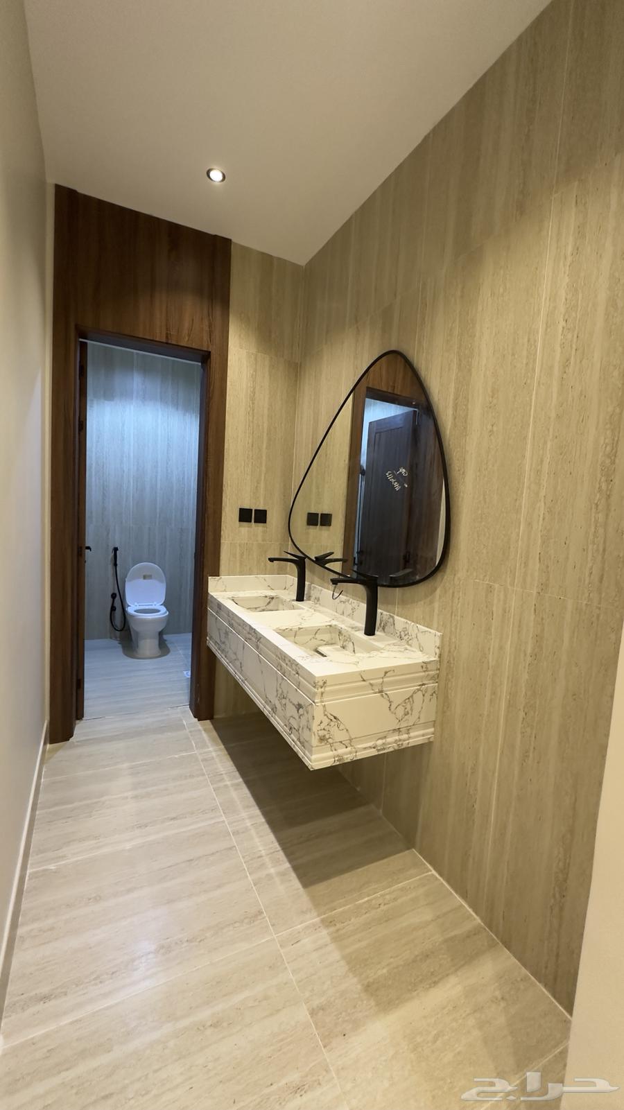 8 bedroom villa in Dahiat King Fahd 8