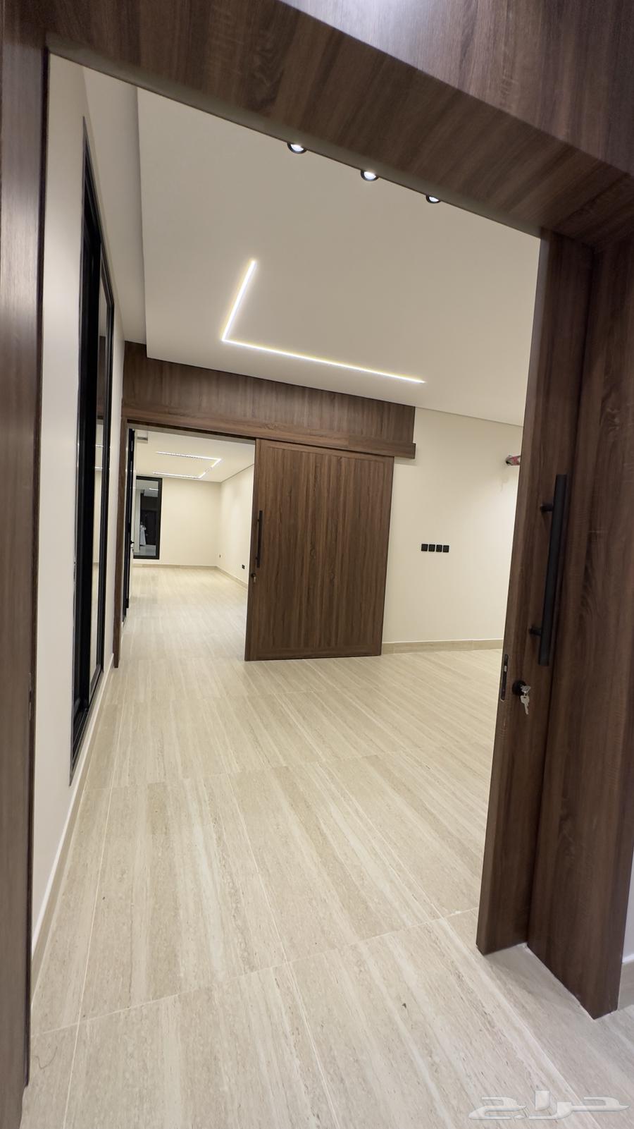 8 bedroom villa in Dahiat King Fahd 9