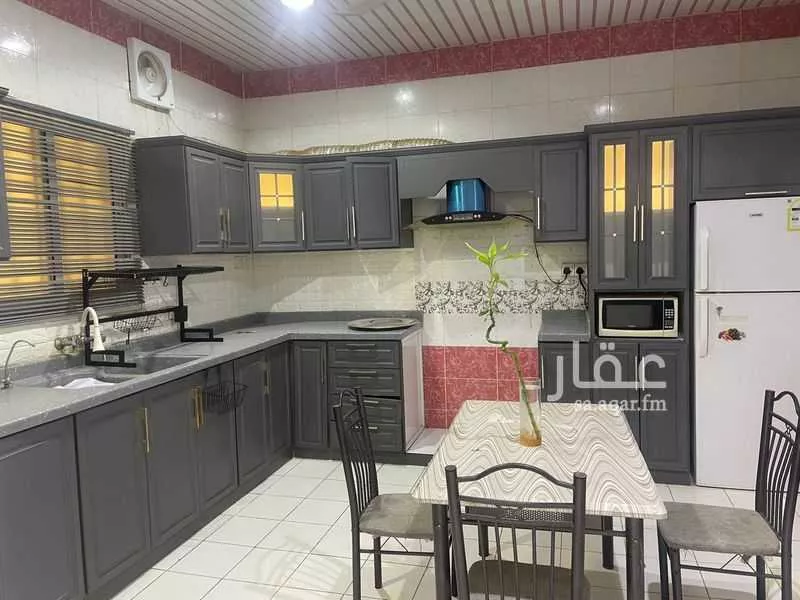 فيلا 3 غرف في الجنادرية 5