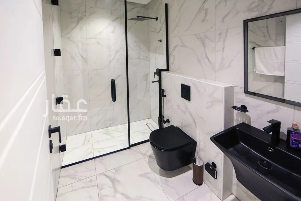 شقة 3 غرف في الملقا 6