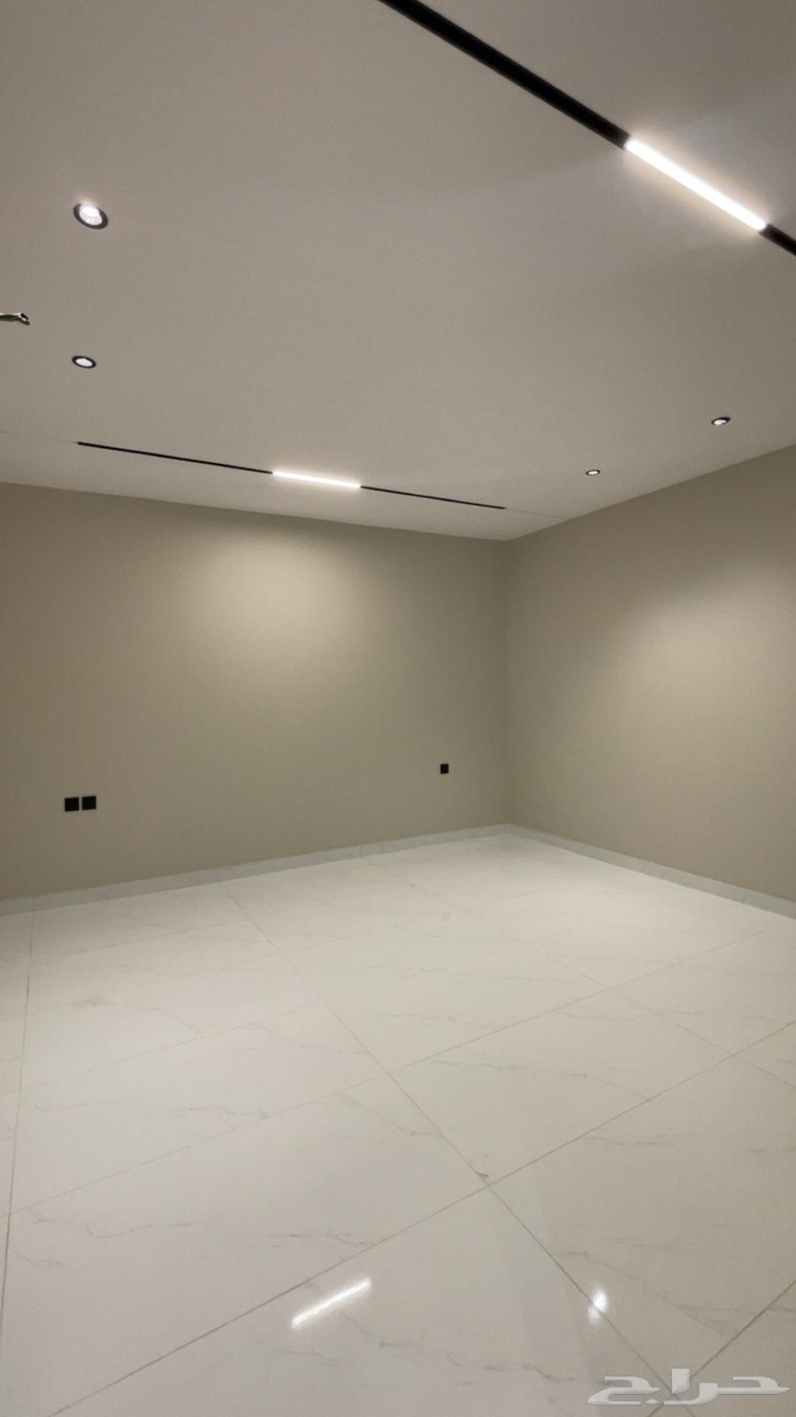 شقة 4 غرف في الكوثر 6