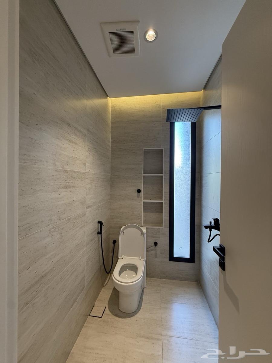شقة 3 غرف في بطحاء قريش 9