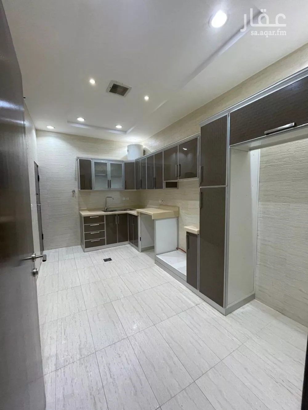 3 bedroom floor in Al Narjis 2