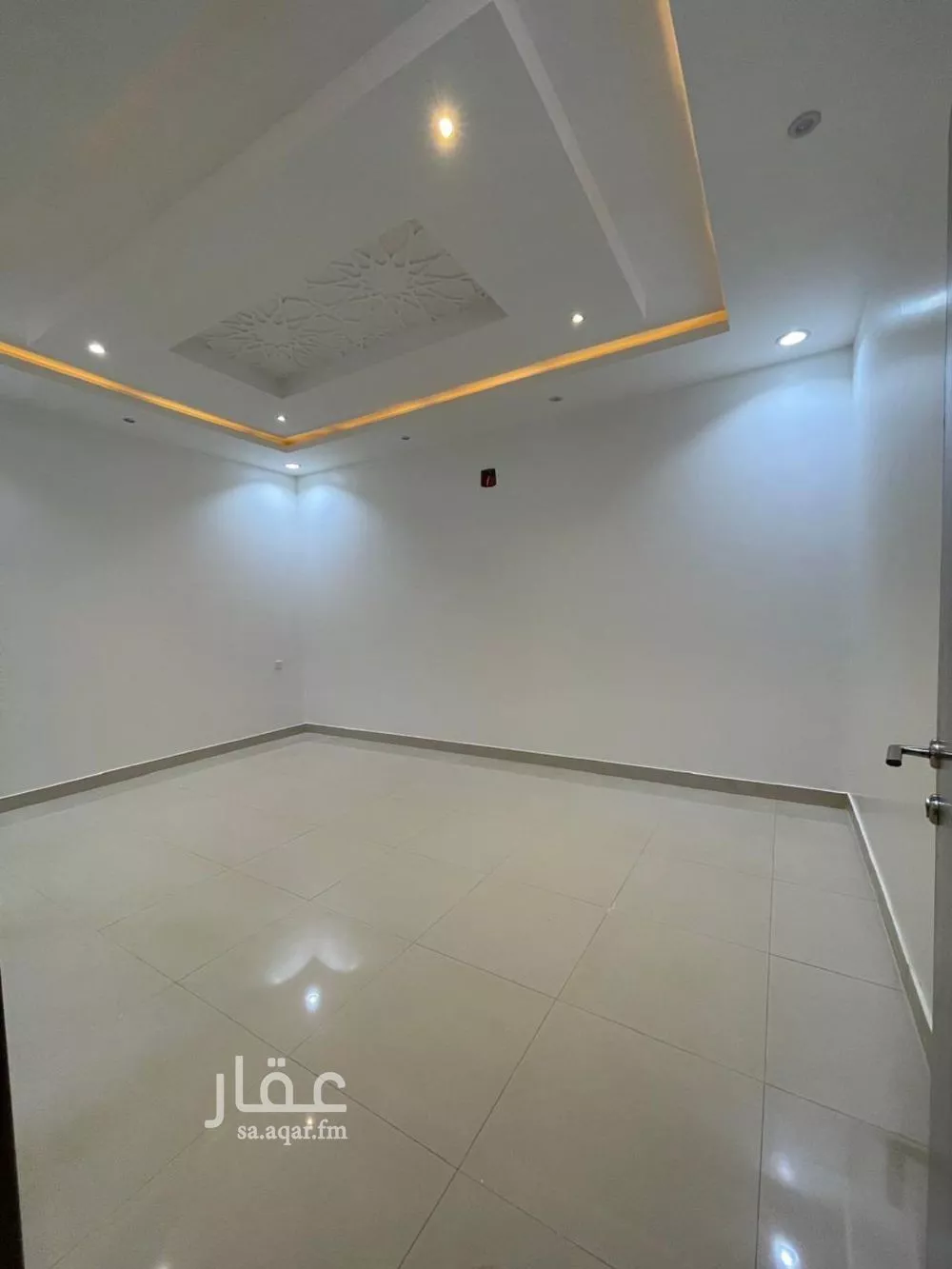 3 bedroom floor in Al Narjis 5