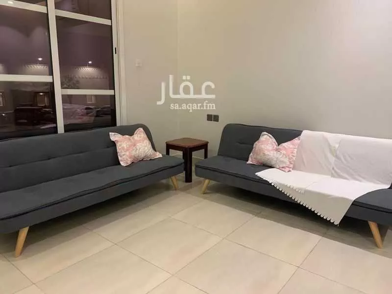 شقة 7 غرف في الملقا 13