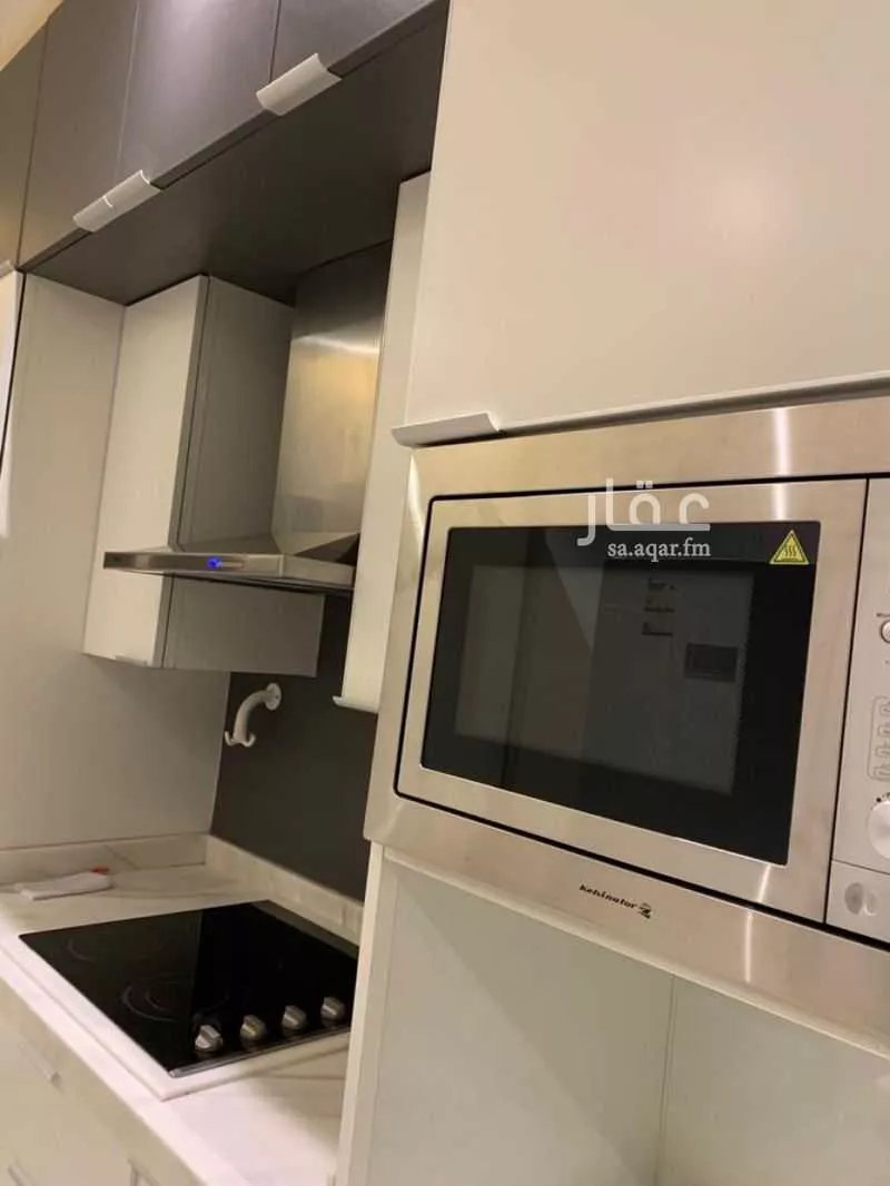 شقة 7 غرف في الملقا 16