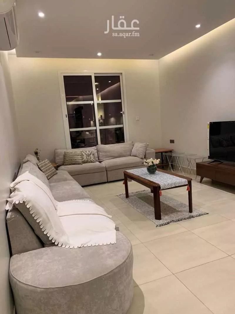 شقة 7 غرف في الملقا 17