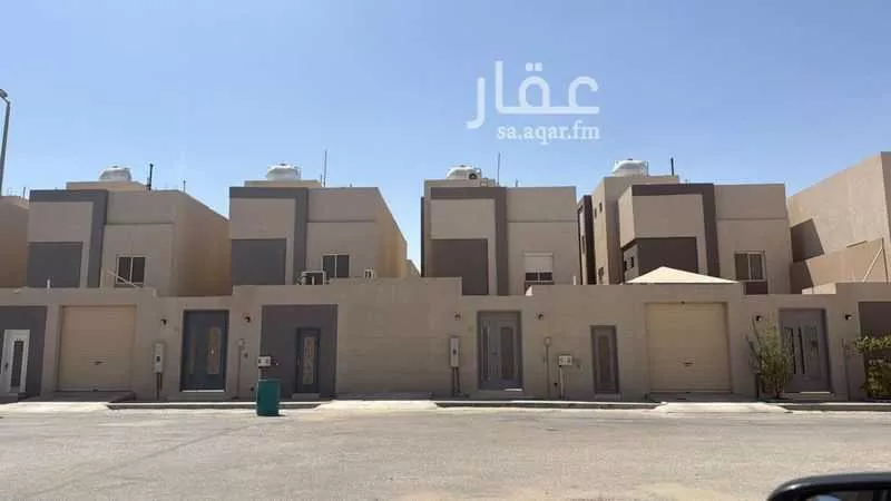 6 bedroom villa in Al Buhairah 6