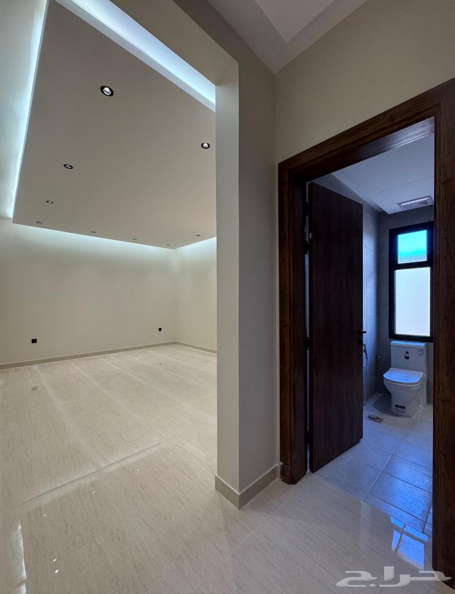 شقة 7 غرف في الرانوناء 11