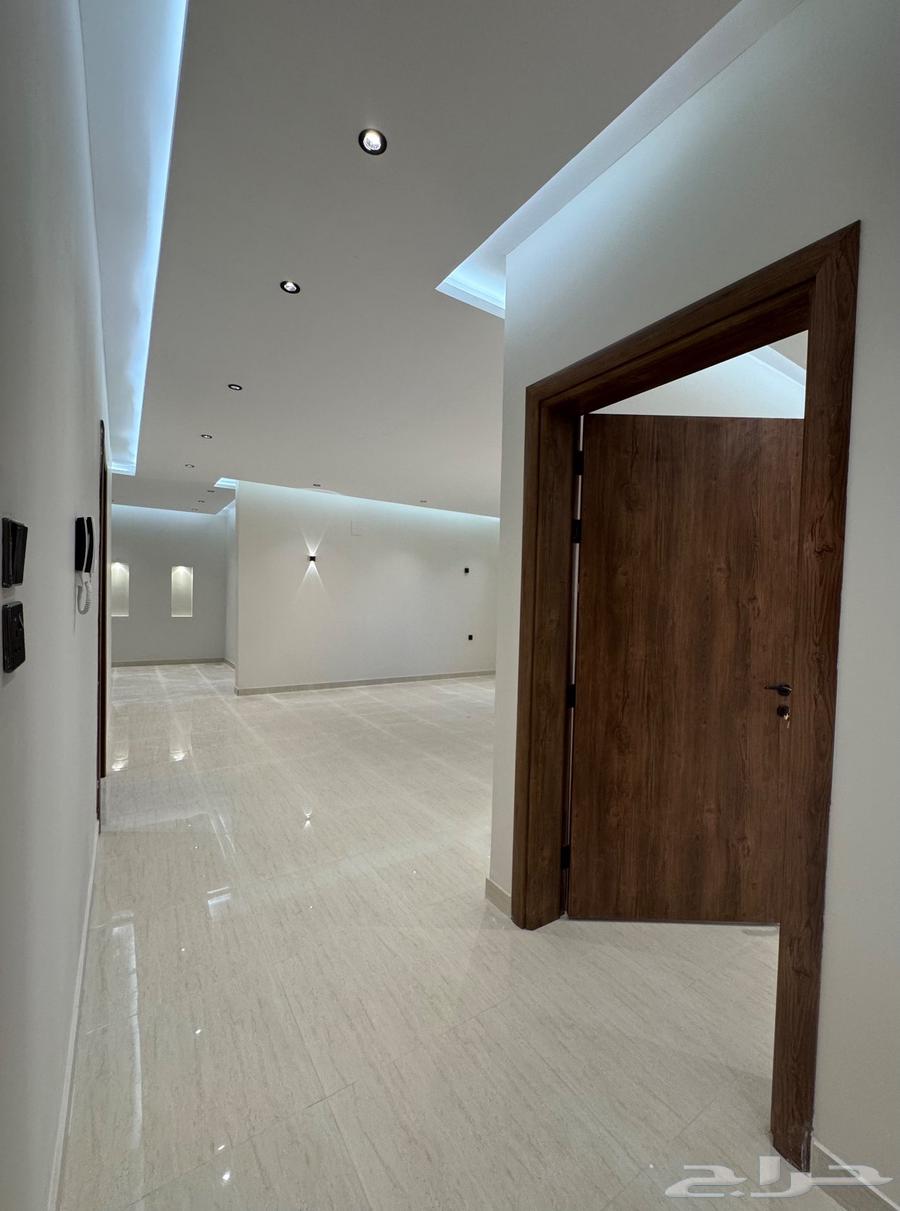 شقة 7 غرف في الرانوناء 9