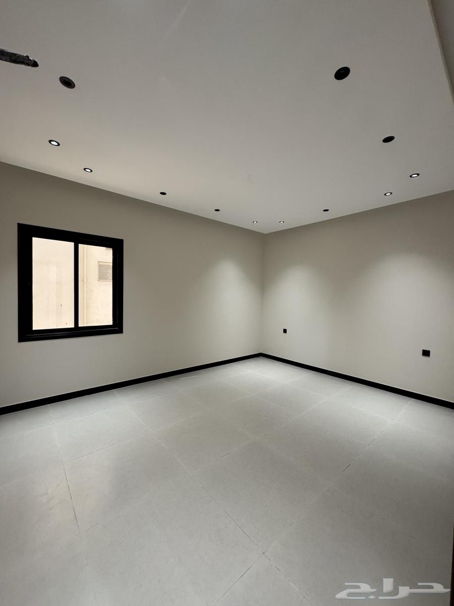 شقة 6 غرف في شوران 12