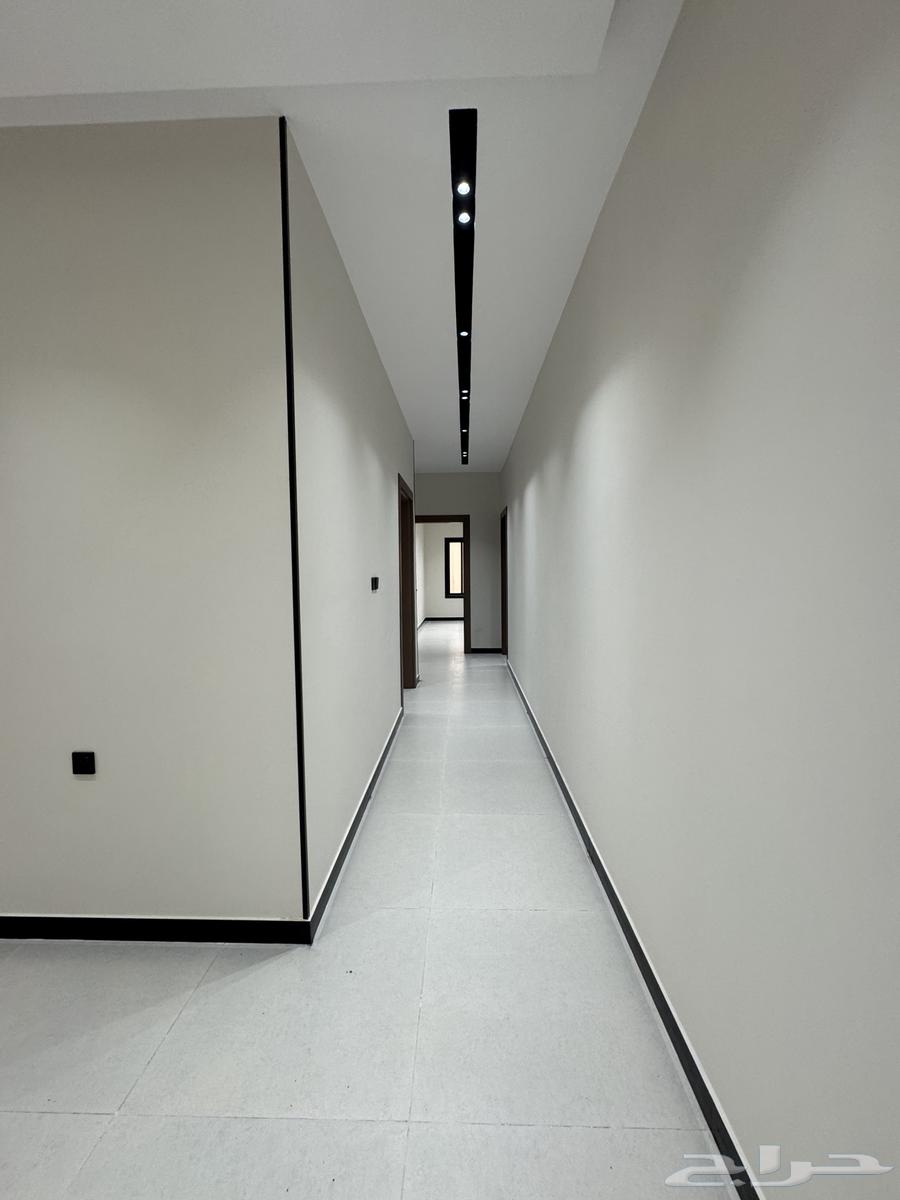 شقة 6 غرف في شوران 18