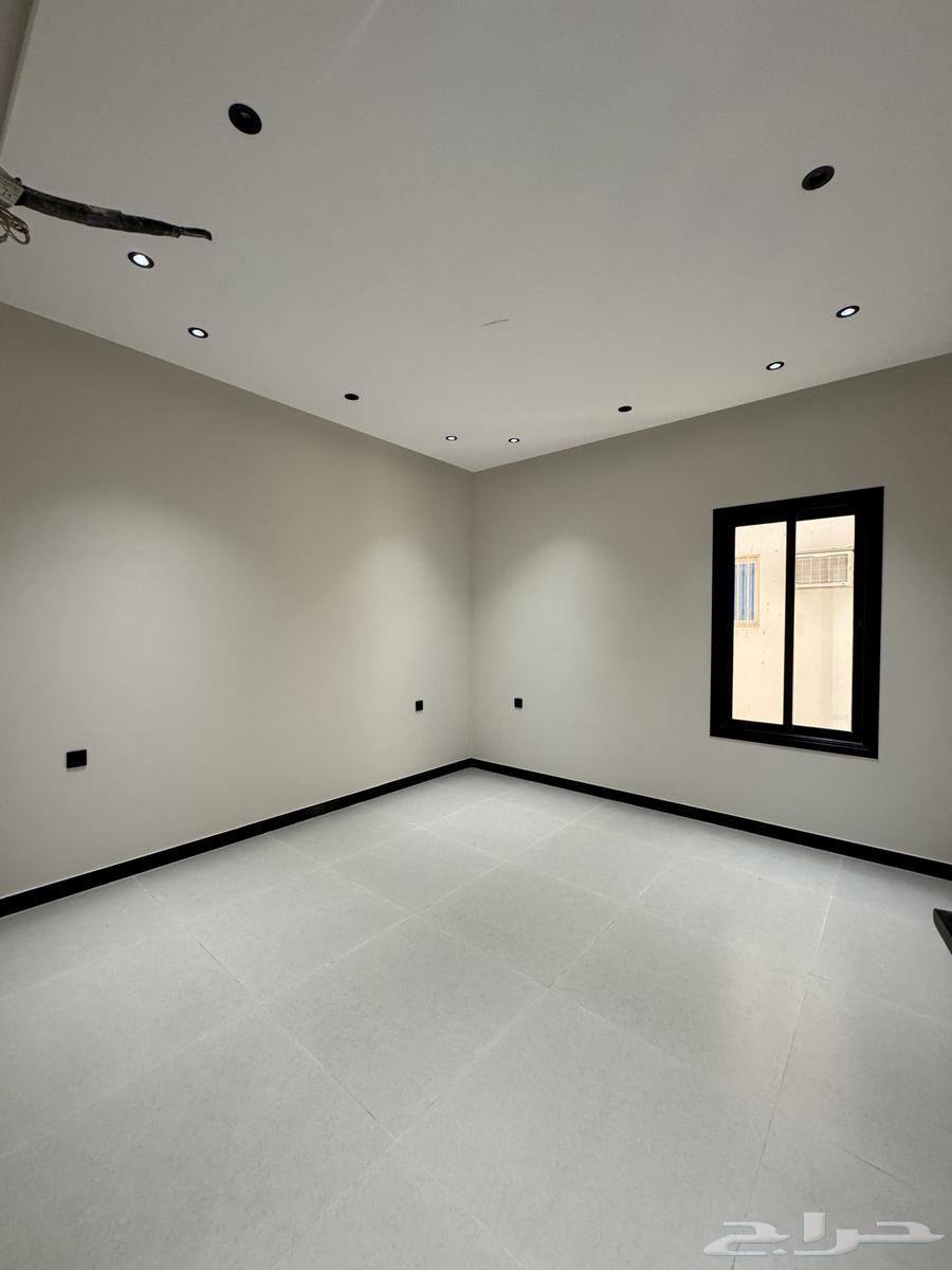 شقة 6 غرف في شوران 19