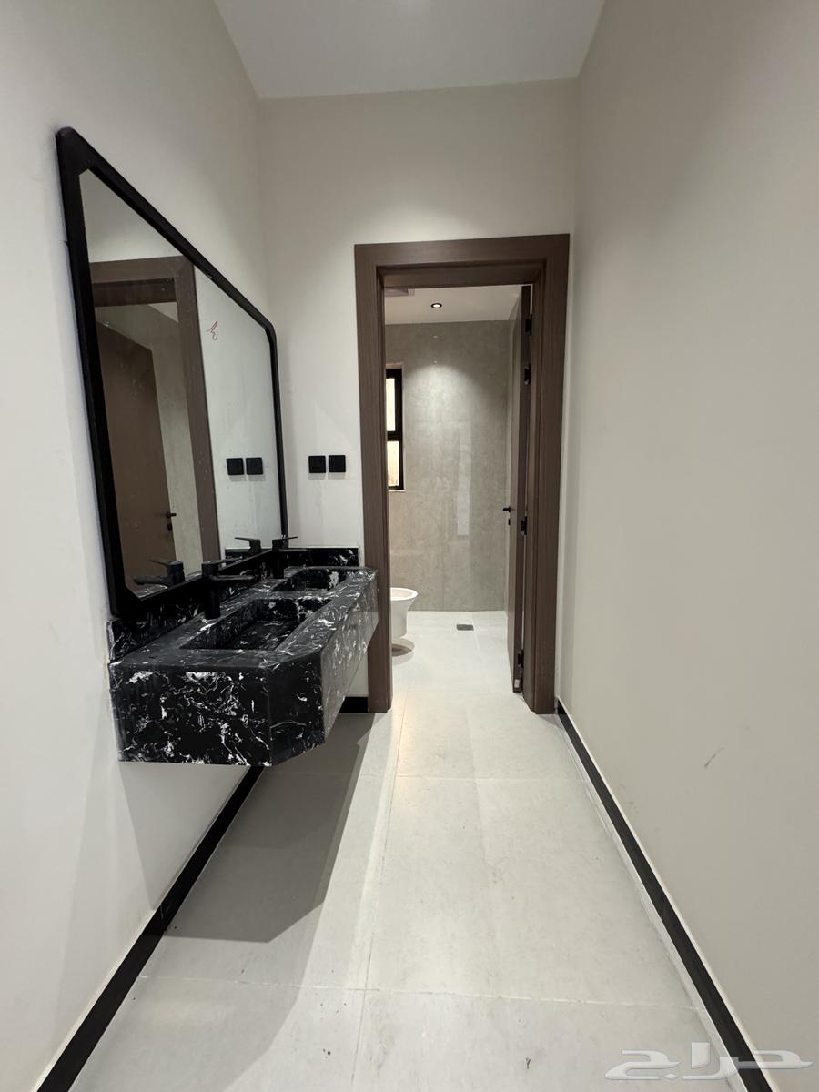 شقة 6 غرف في شوران 3