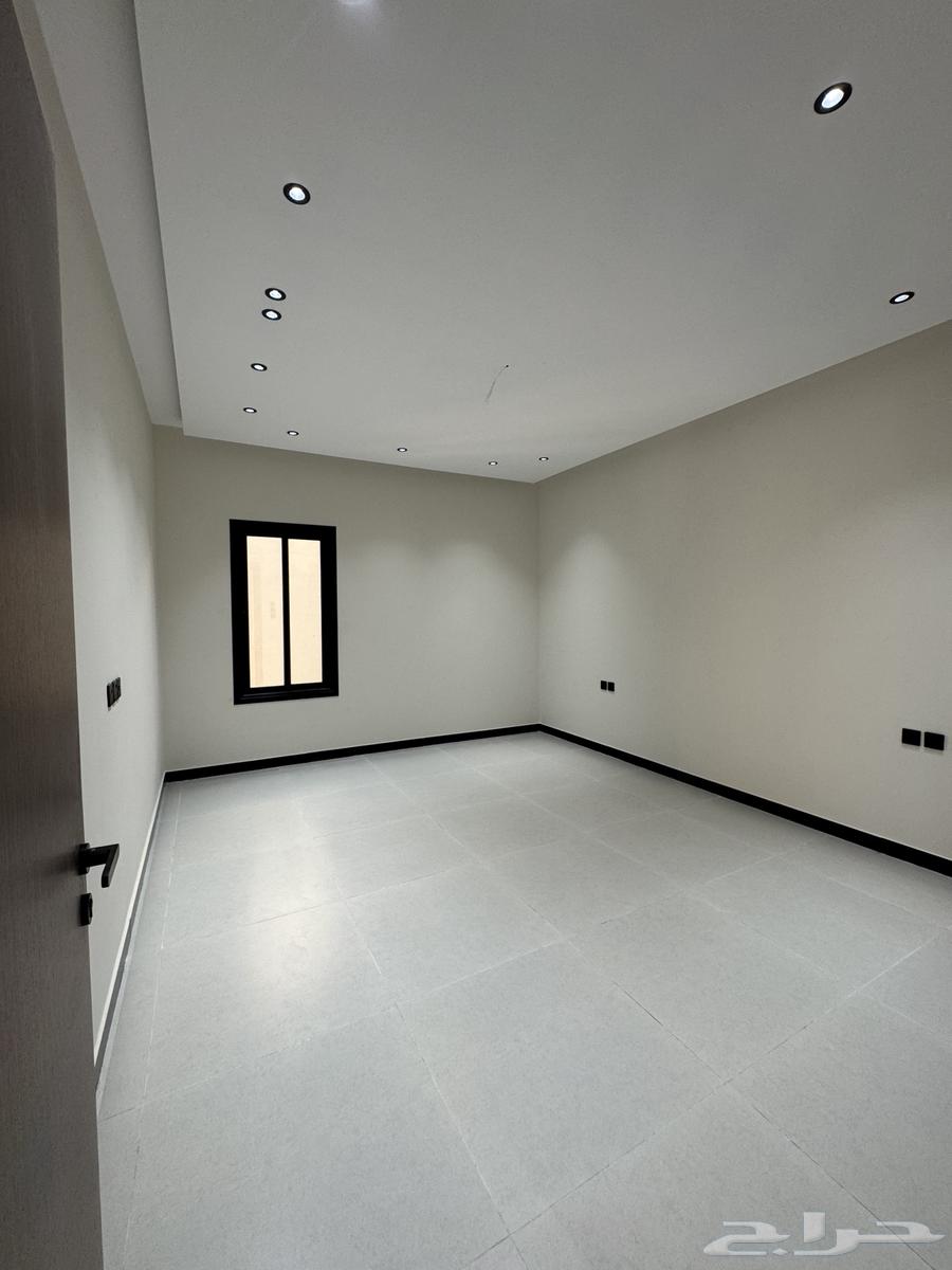 شقة 6 غرف في شوران 24