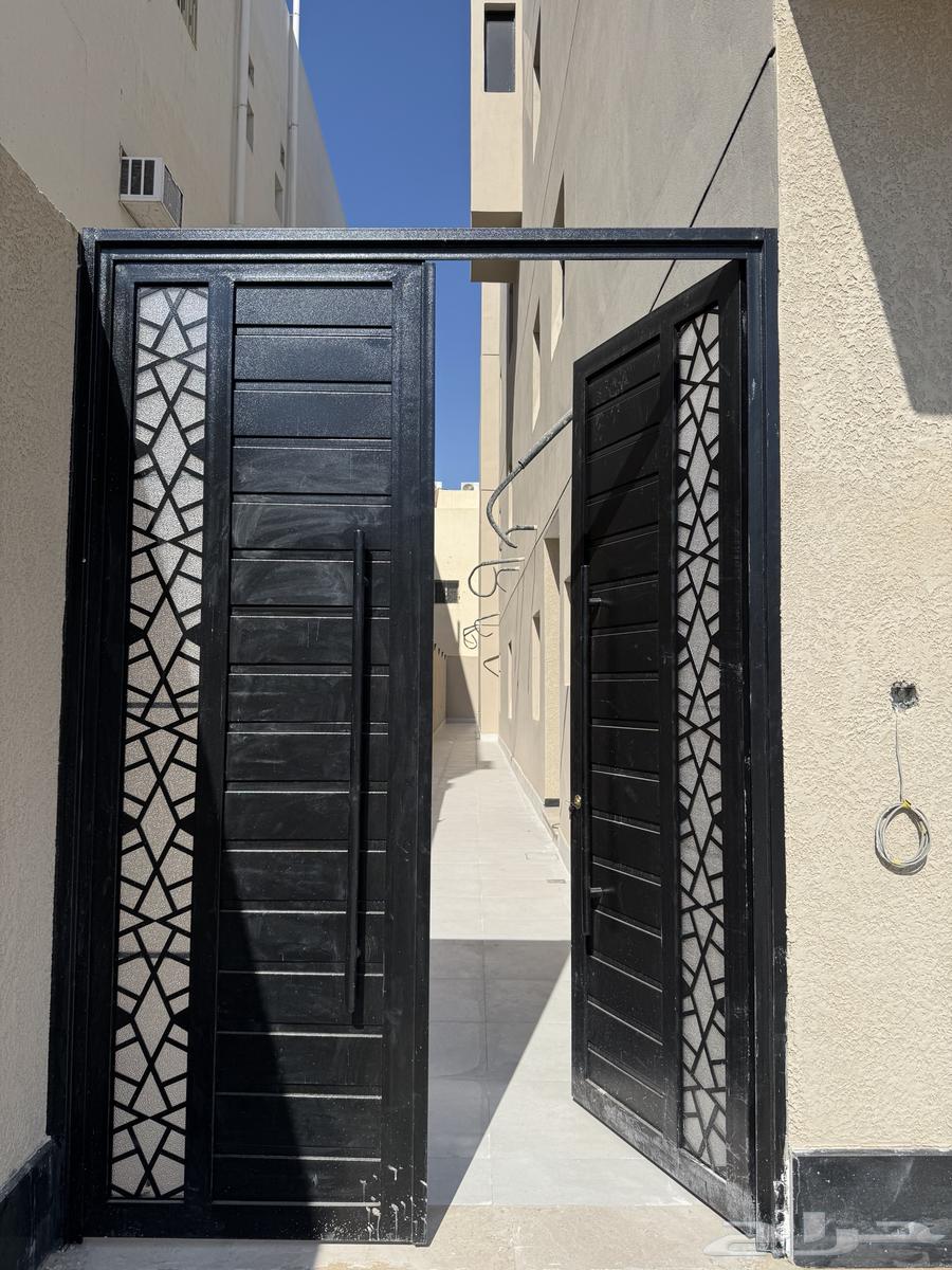 شقة 6 غرف في شوران 27