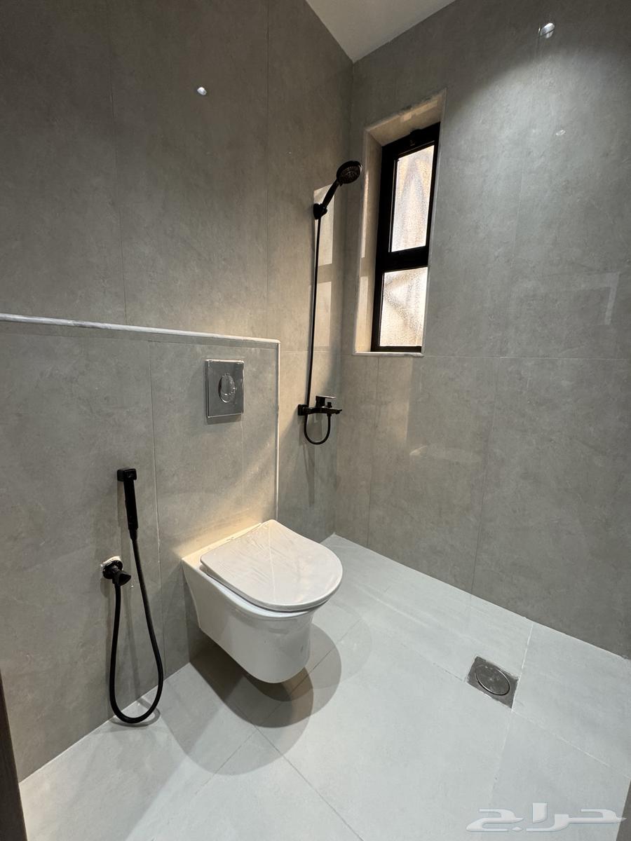 شقة 6 غرف في شوران 4