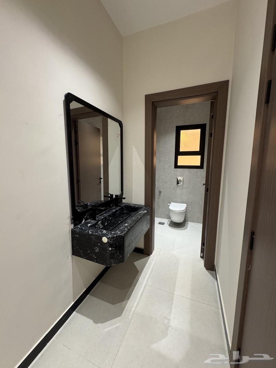 شقة 6 غرف في شوران 33