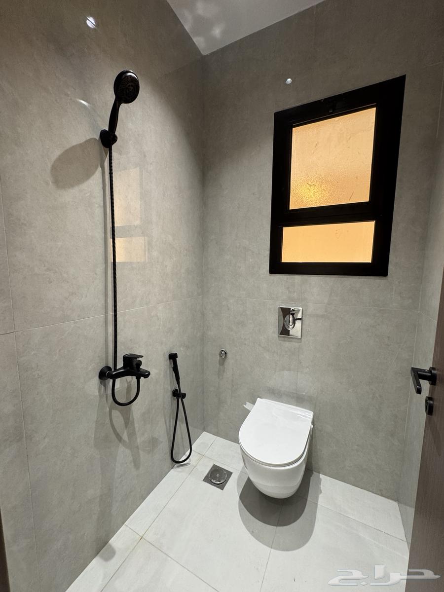 شقة 6 غرف في شوران 34