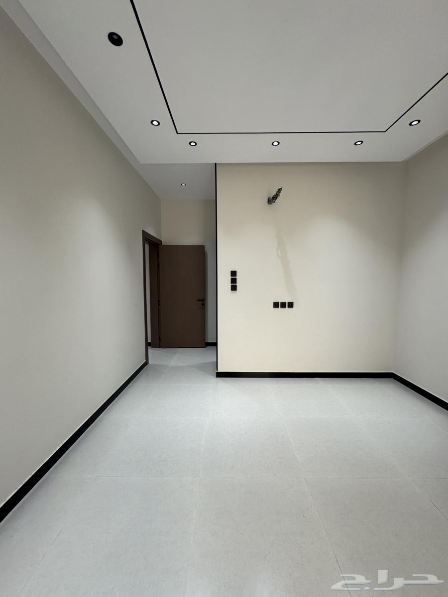 شقة 6 غرف في شوران 52