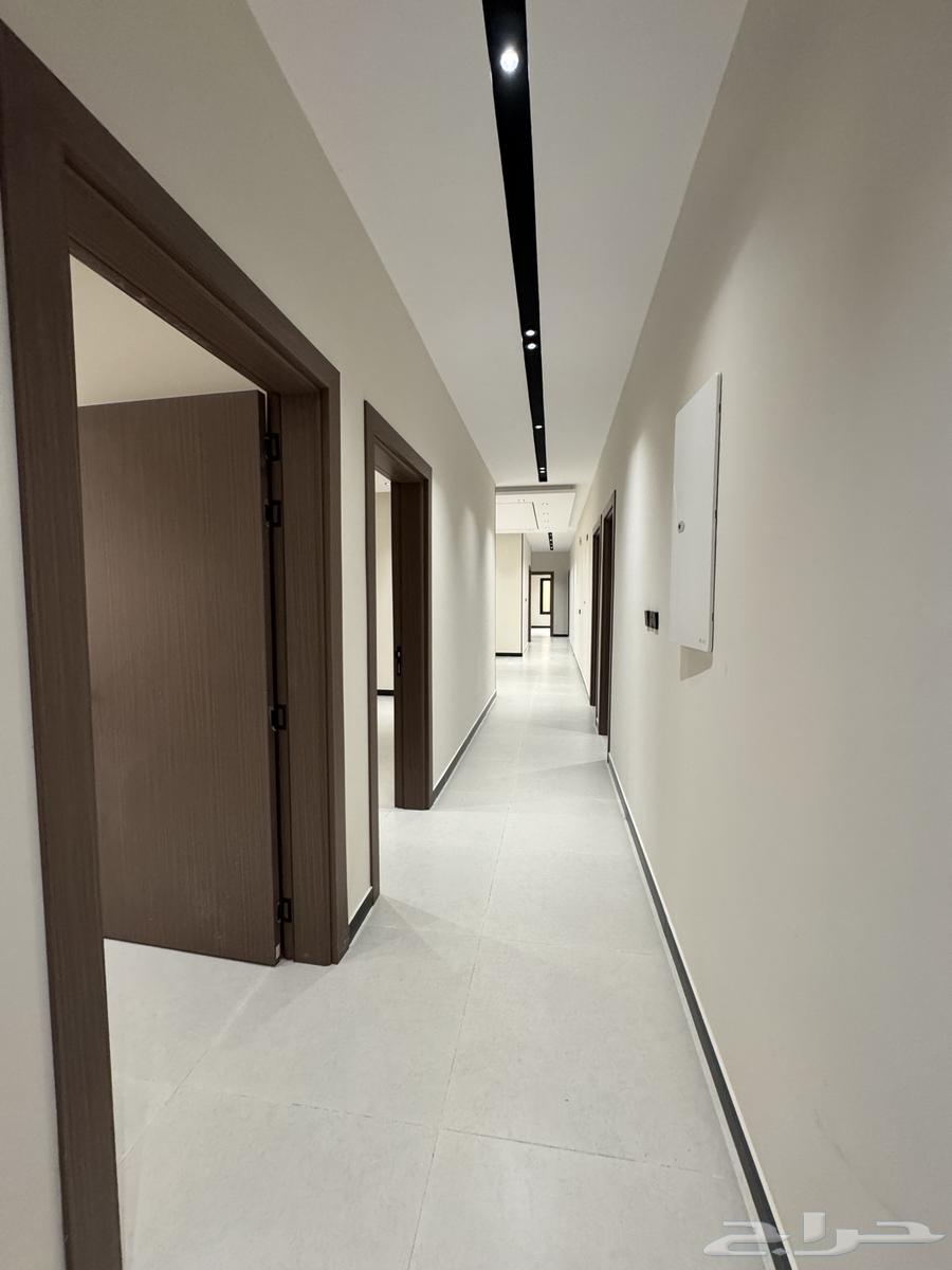 شقة 6 غرف في شوران 9