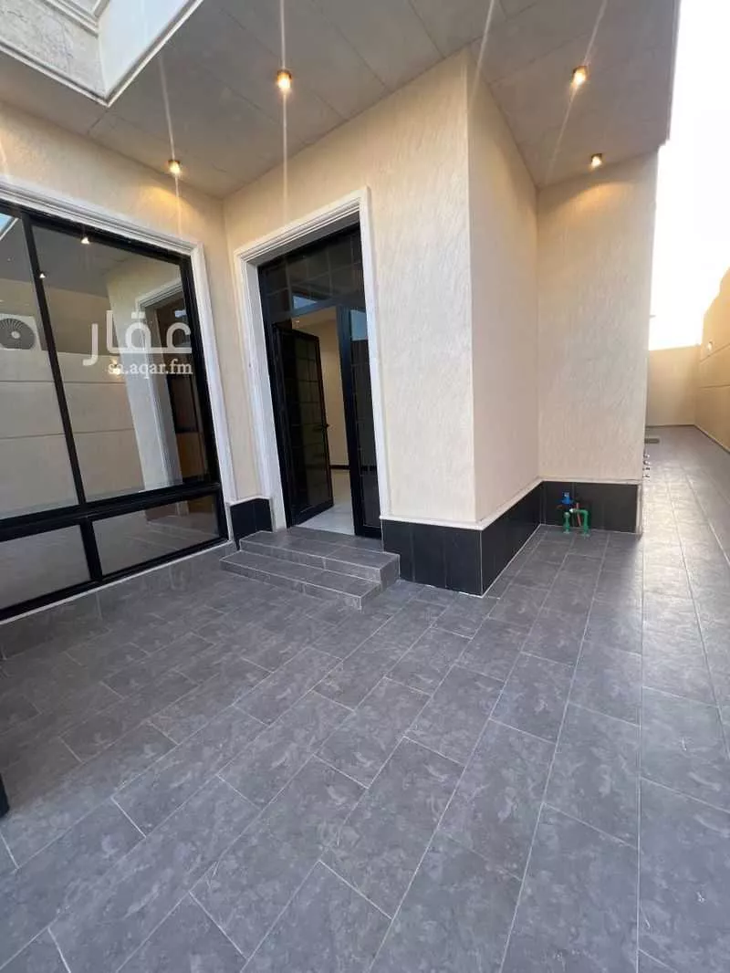 6 bedroom villa in Al Farouq 3