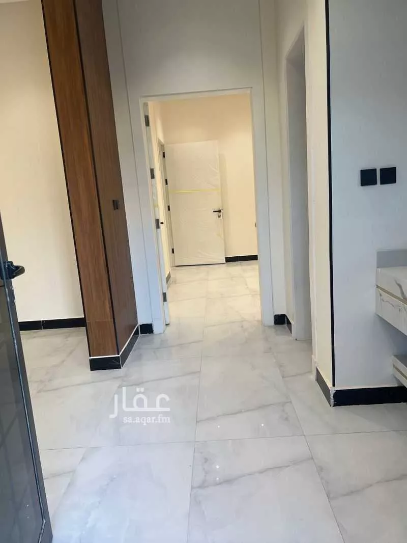 6 bedroom villa in Al Farouq 4