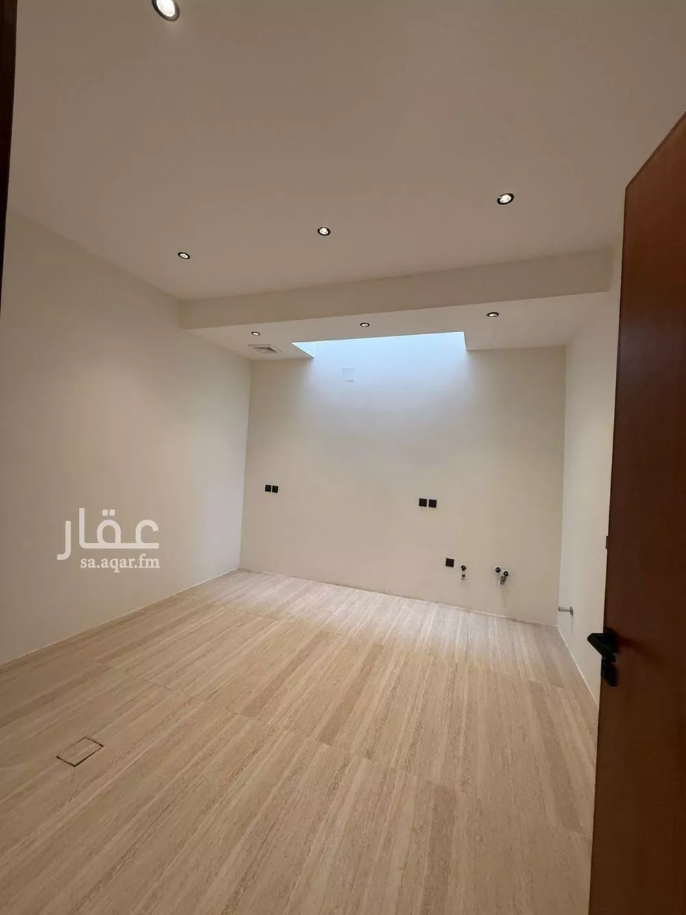 فيلا 6 غرف في المهدية 12