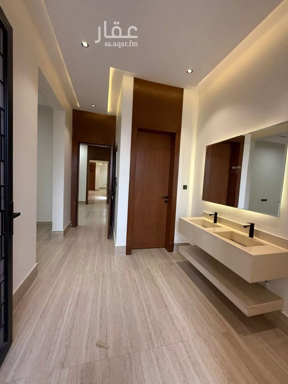 فيلا 6 غرف في المهدية 10