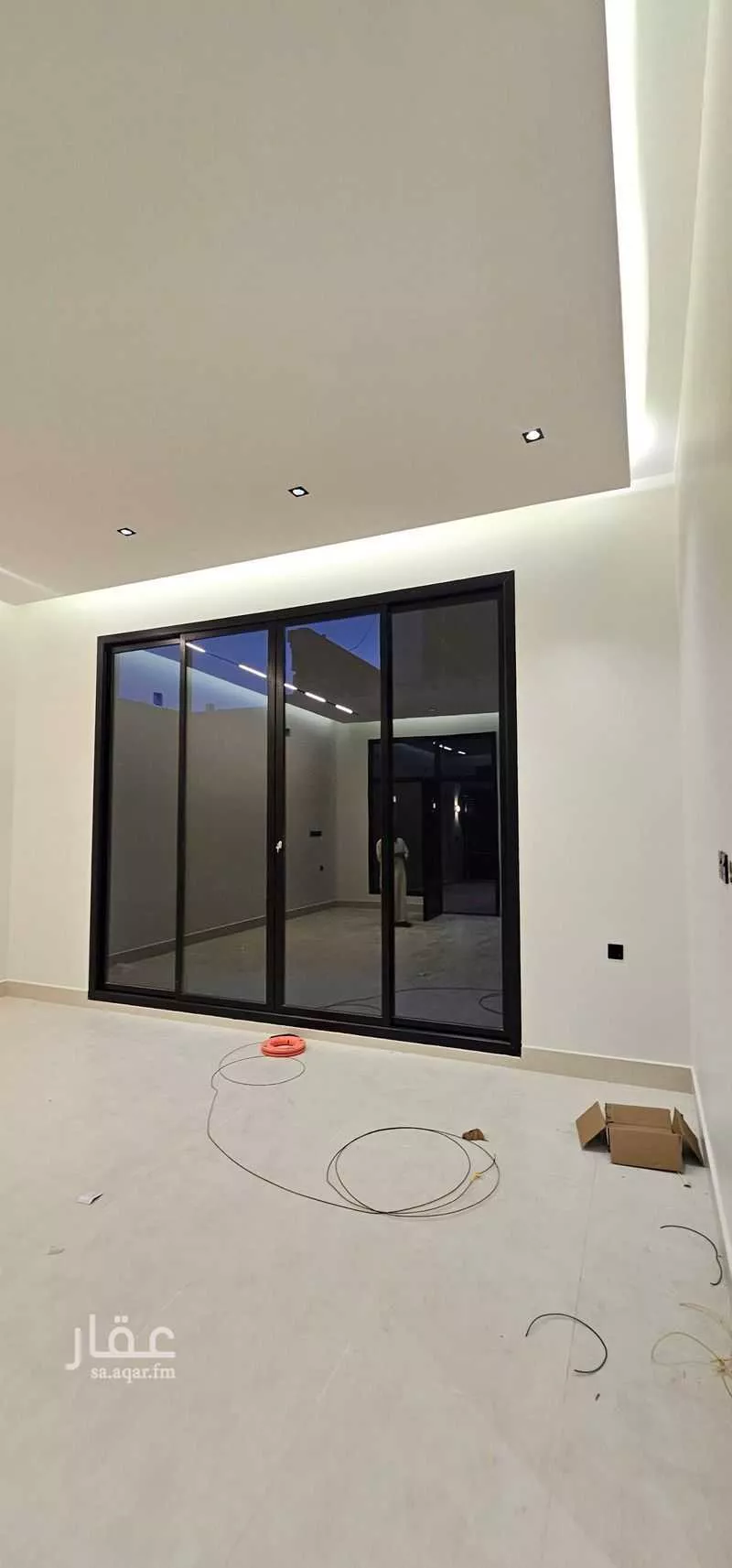 فيلا 5 غرف في العارض 2