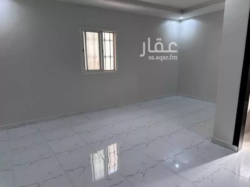 شقة 4 غرف في الرمال 2