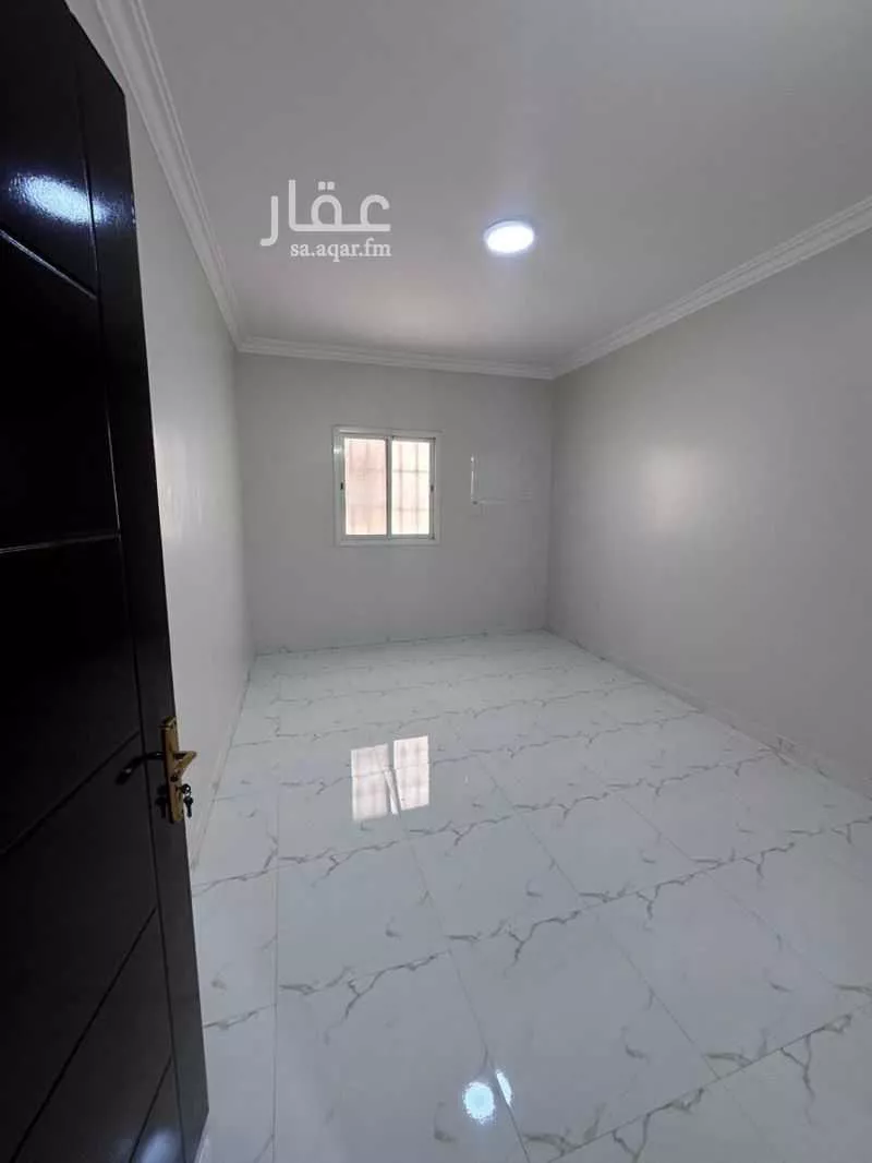 شقة 4 غرف في الرمال 4