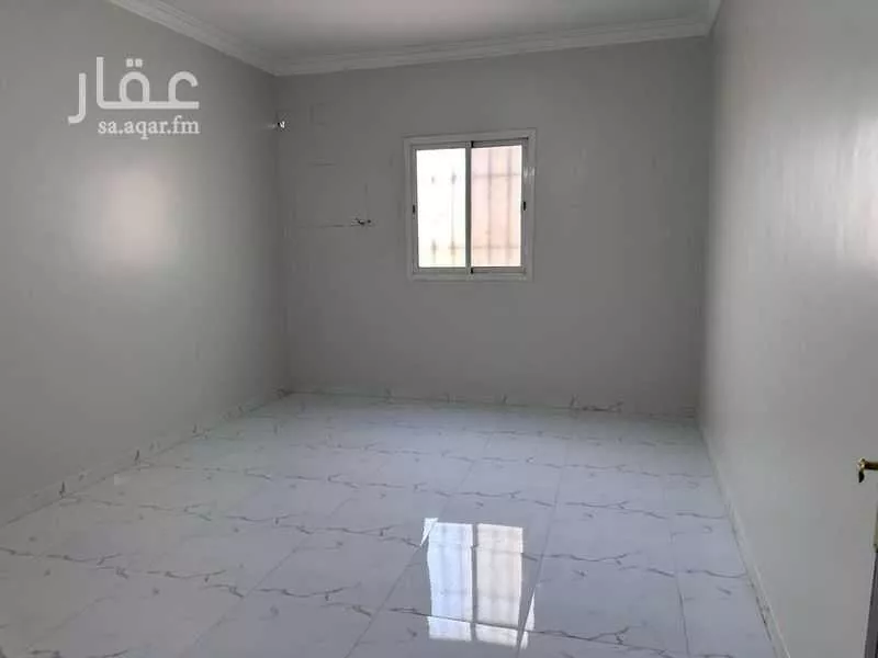 شقة 4 غرف في الرمال 5