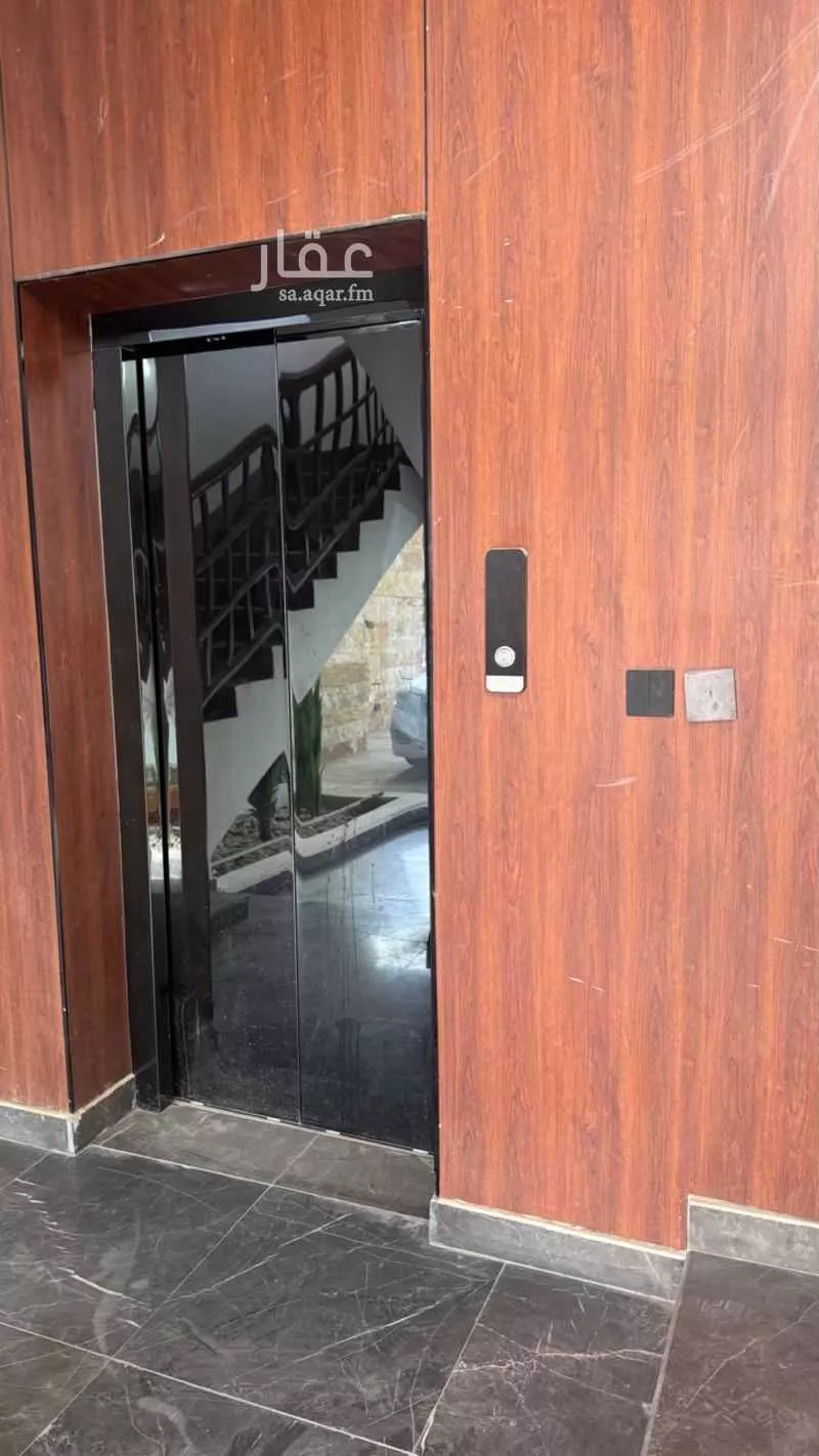 5 bedroom floor in Al Hazm 2