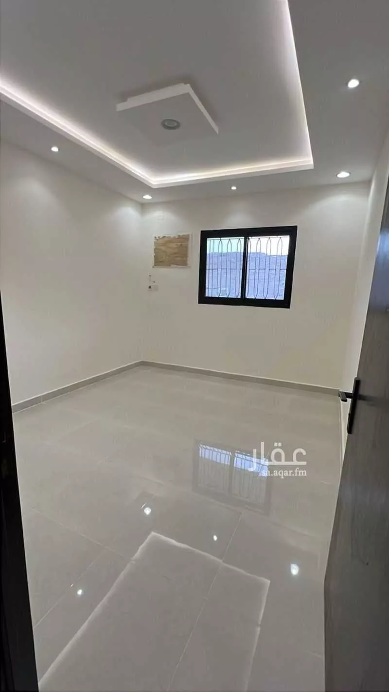 عمارة 232 م² في منفوحة 12