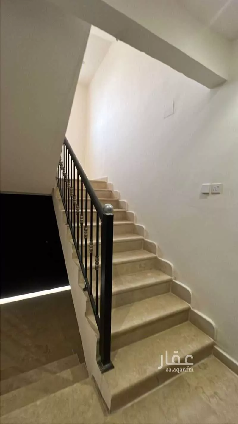 عمارة 232 م² في منفوحة 14