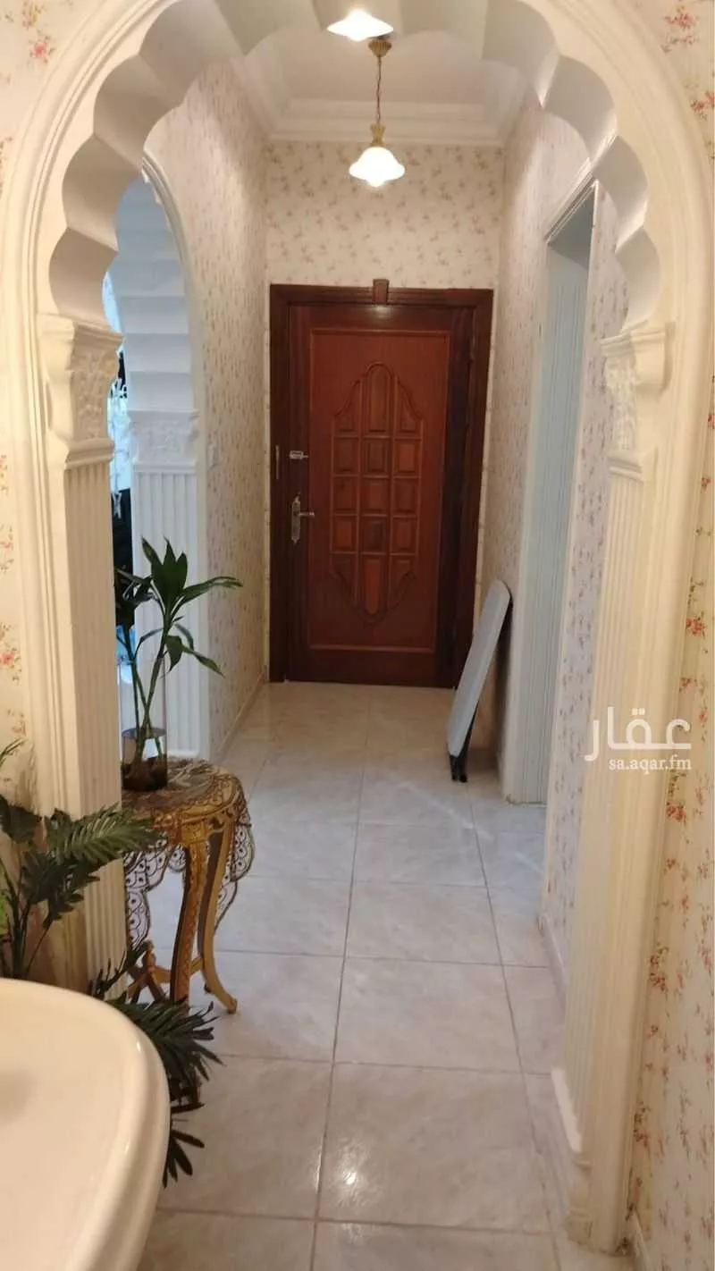 عمارة 680 م² في مشرفة 7