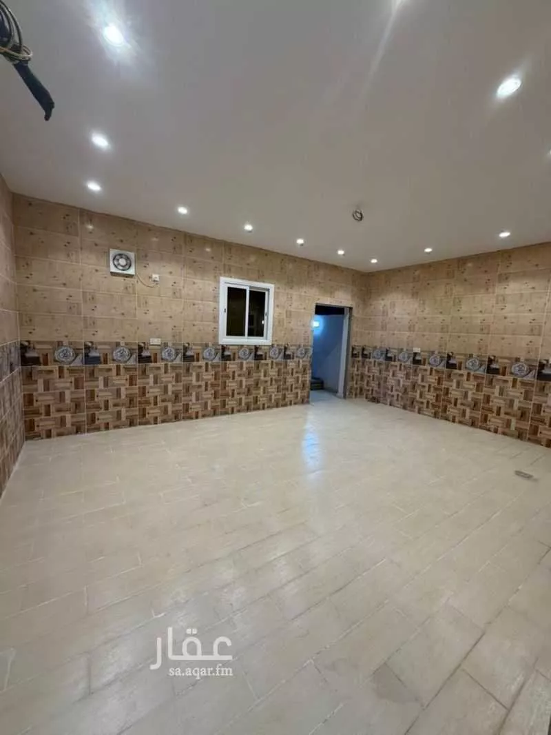 5 bedroom apartment in Al Ranuna 3