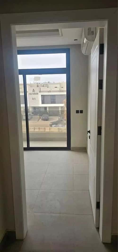 شقة 3 غرف في العارض 8