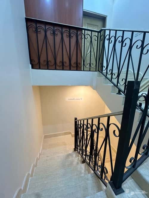 شقة 5 غرف في النرجس 15