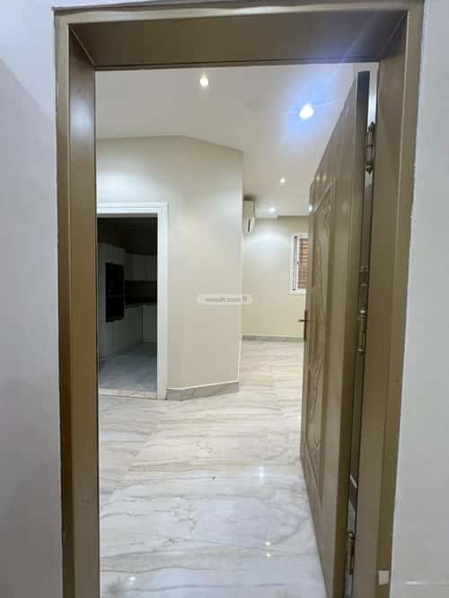 شقة 5 غرف في النرجس 4