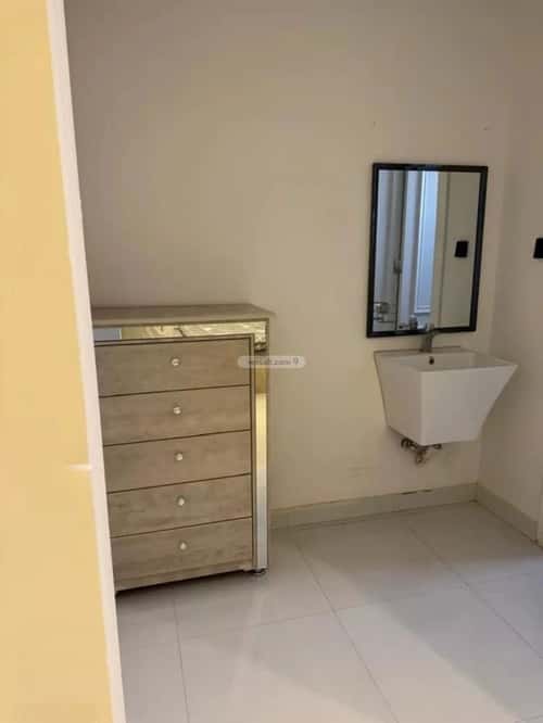 شقة 4 غرف في القادسية 6